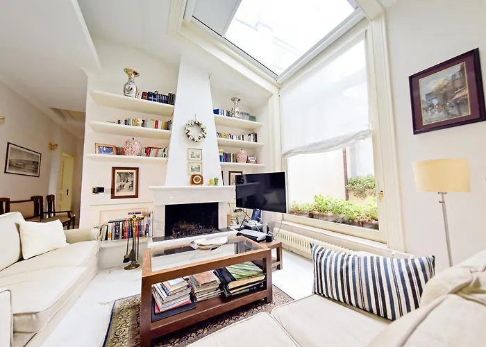 Al centro Luxury Home